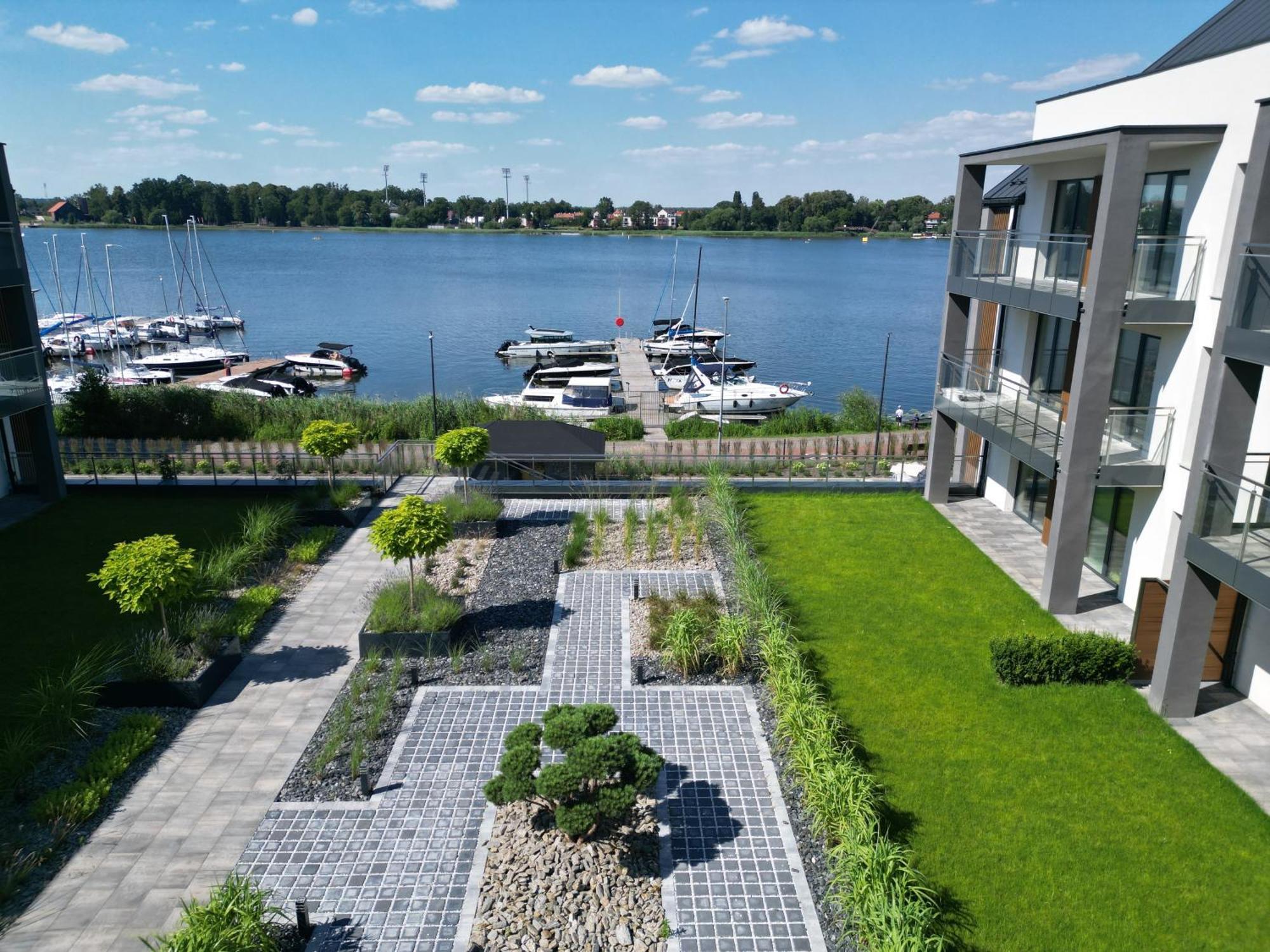 Marina Ostroda - 80 Metrow Luksusu Z Widokiem Na Jezioro Exterior photo